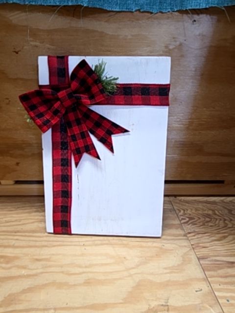 Small Town Shop White Buffalo Plaid Wooden Present Leaner with Bow