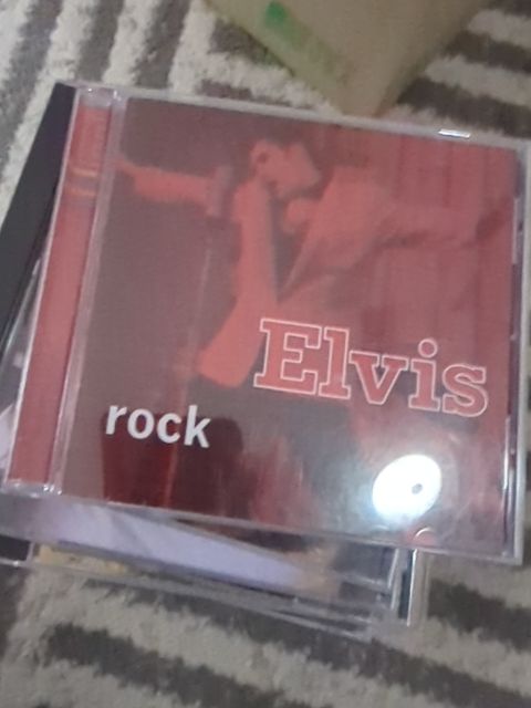 Elvis CD, Found & Formed