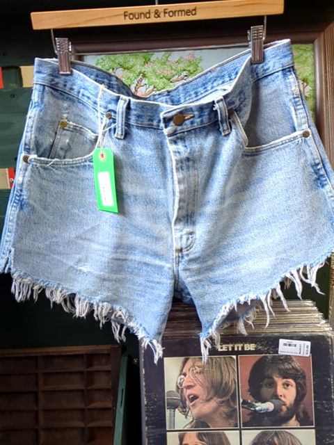 Vintage Clothing Wrangler denim shorts, 34