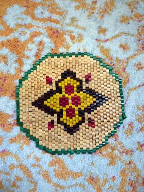 Wood trivet