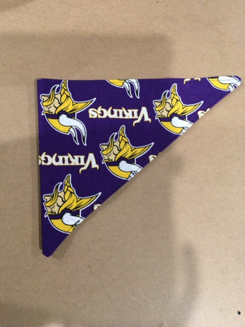 Vikings  Dog bandanna- tied, Small