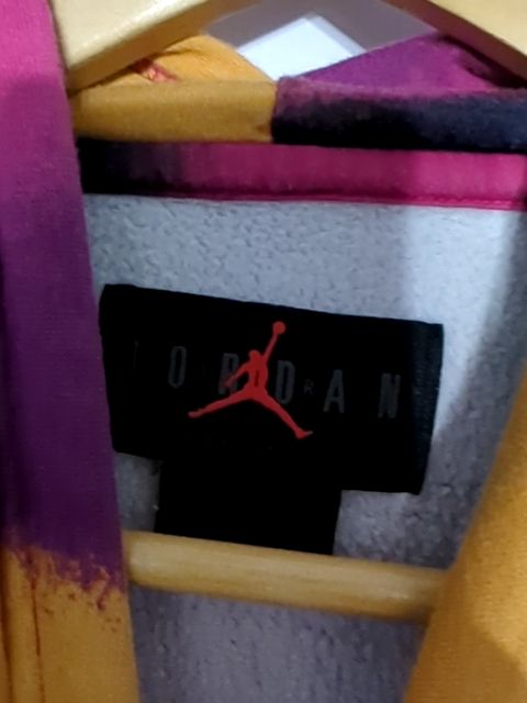 Modern Clothing Nike Jordan Sweatshirt, L