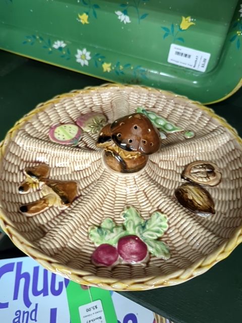 Mushroom Tray