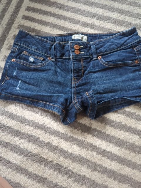 Y2k Aeropostale shorts, 7/8