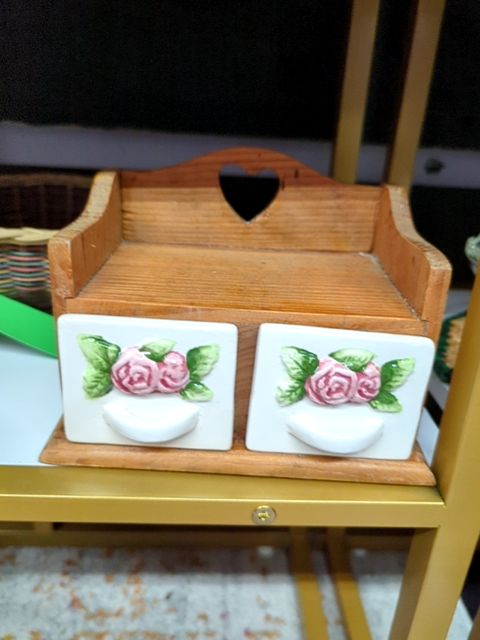 Vintage Box w/ drawers