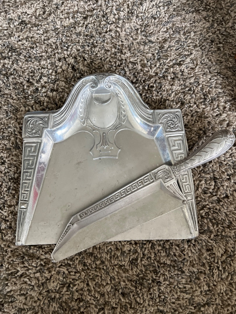 SILENT BUTLER Aluminum Crumb Catcher Tray