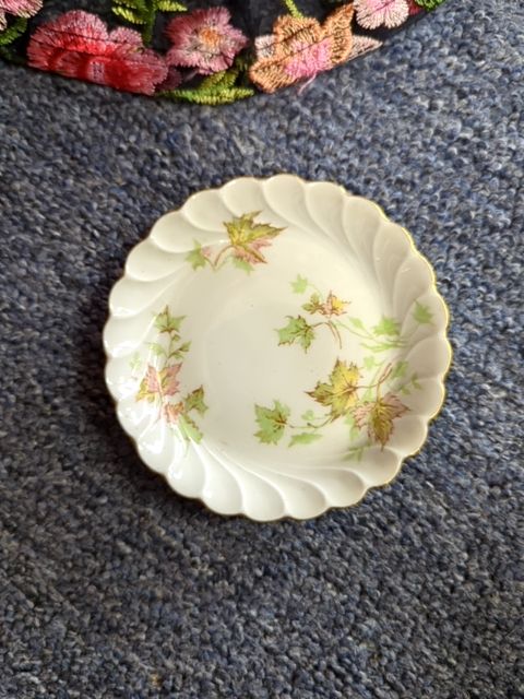 Trinket Dish flower