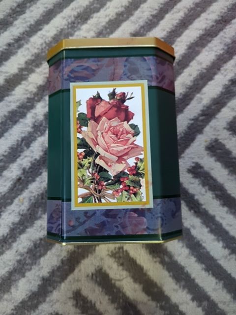 Flower Tin