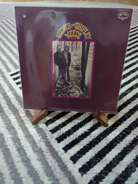 Vinyl Brewer and Shipley weeds