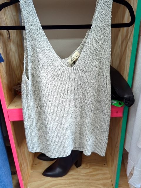 Modern Clothing Thread and Supply Tank, S
