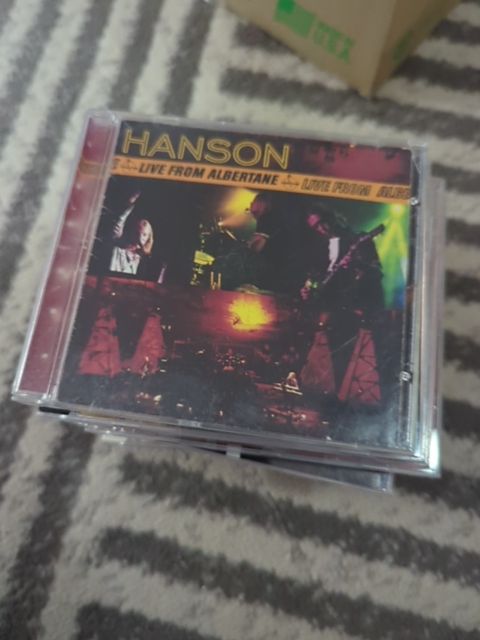 Hanson cd, Found & Formed