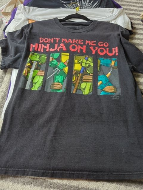 Ninja giant tee, M