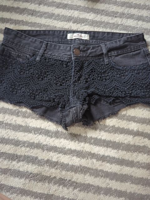 Y2k Black Hollister shorts, 5