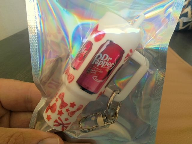 White Tumbler Keychain Grace's bead Shop