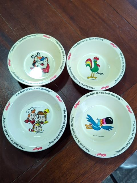 Vintage Kellogg's bowl