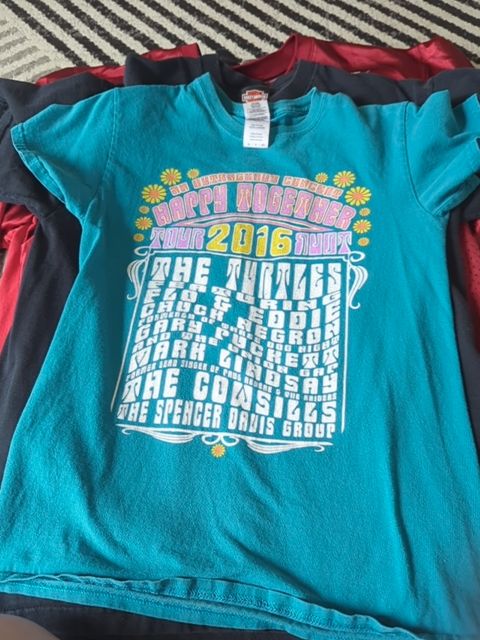 Happy together concert tee, S