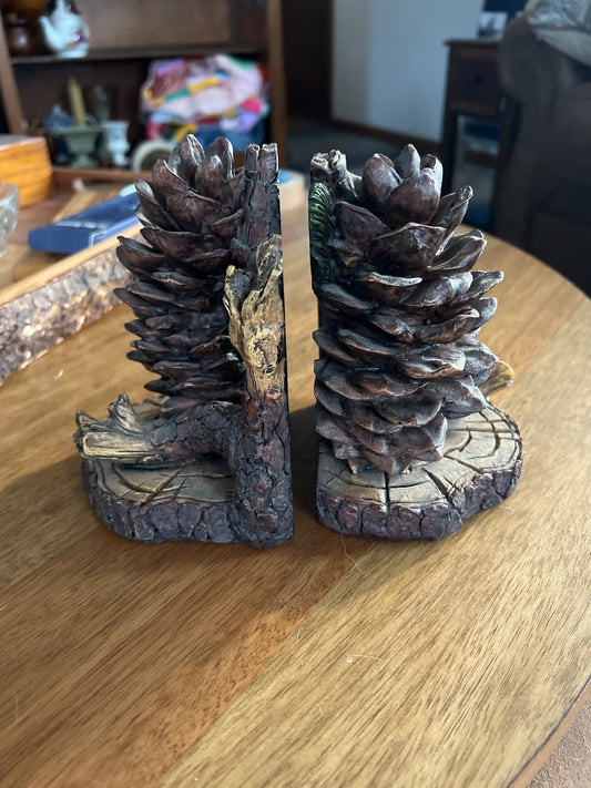 Pinecone Resin Bookends