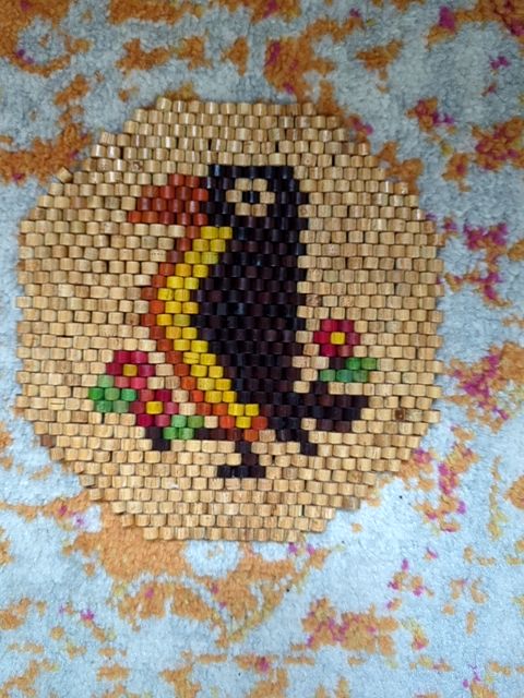 Wood trivet bird