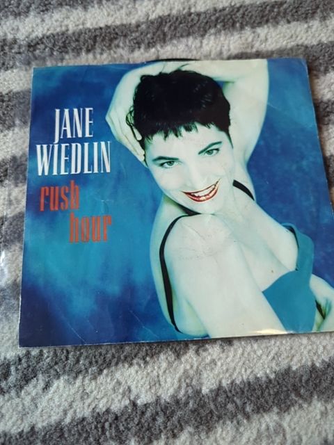 Vinyl Jane Wiedlin, Rush Hour