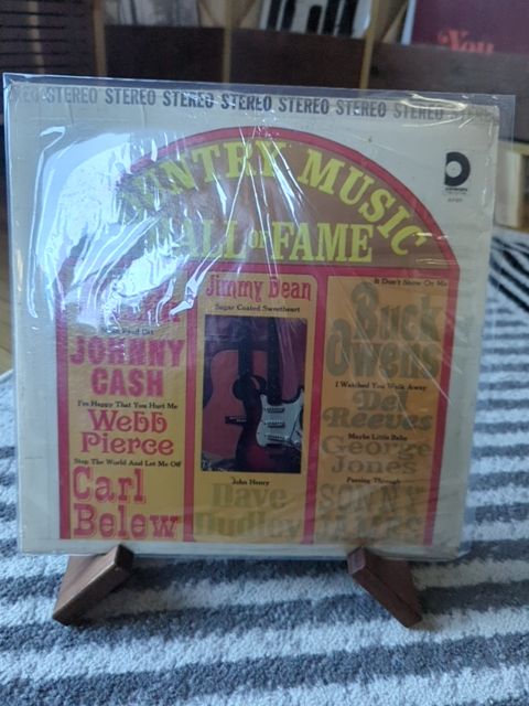 Vinyl Country music hall of fame