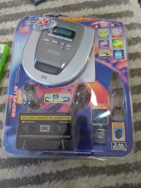 Cd player, Found & Formed