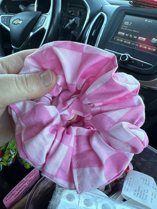 Pink Checkered  Scrunchie, Scrunchie